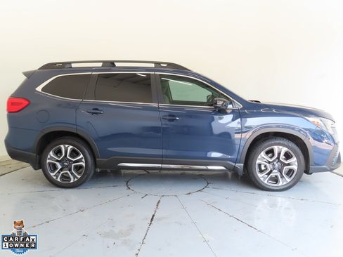 Used 2024 Subaru Ascent Limited w/ Technology Package AWD/4WD image 2