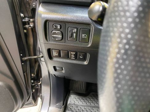 Used 2023 Toyota 4Runner Limited AWD/4WD image 34