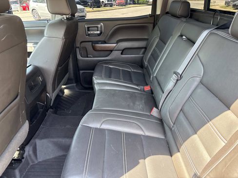 Used 2019 GMC Sierra 2500 Denali w/ Duramax Plus Package AWD/4WD image 29