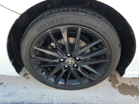 Used 2021 Toyota Camry XSE w/ Navigation Package image 10