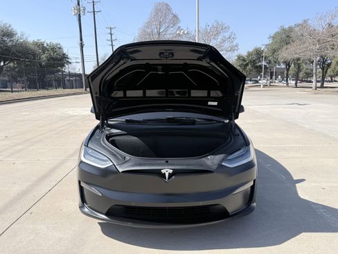 Used 2022 Tesla Model X image 20