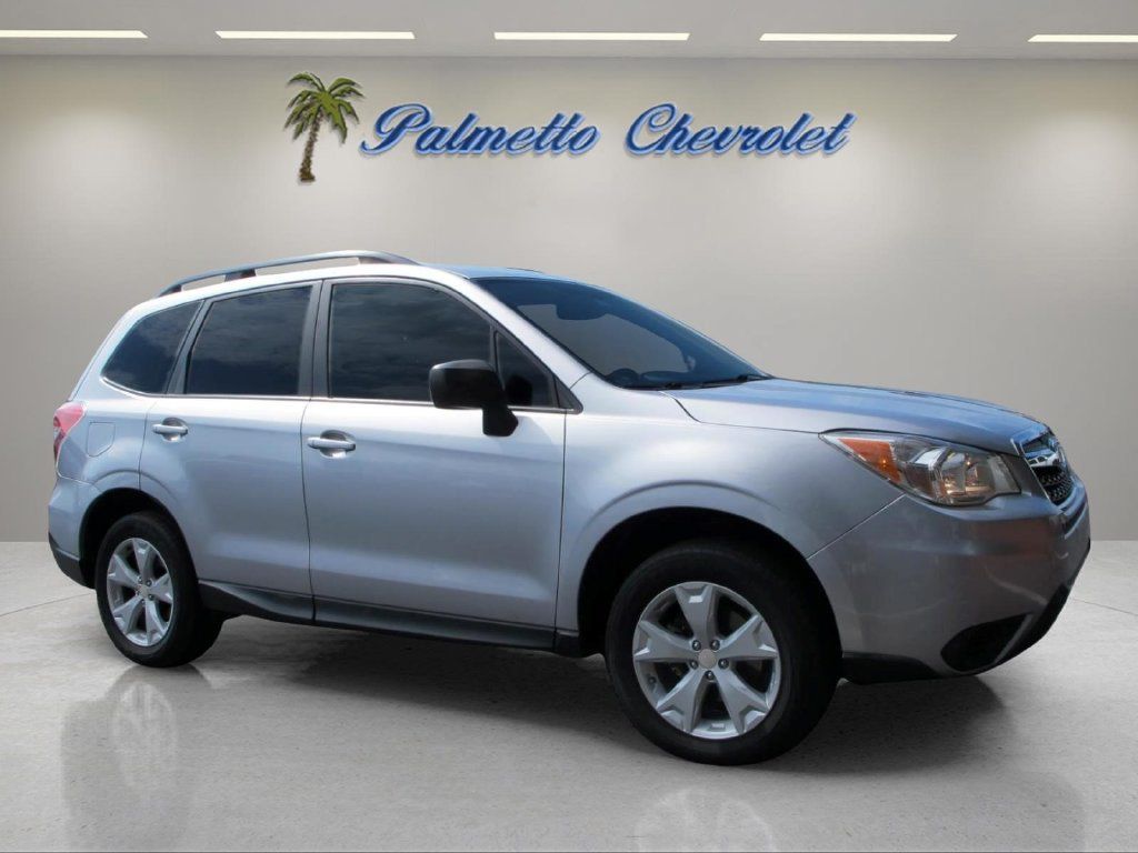 Used 2016 Subaru Forester 2.5i w/ Alloy Wheel Package AWD/4WD image 1