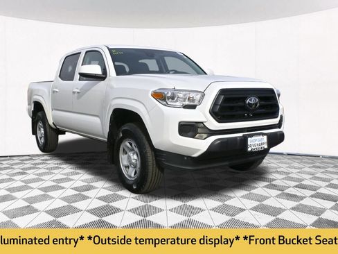 Used 2022 Toyota Tacoma SR image 12
