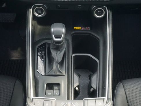 Used 2024 Toyota Grand Highlander Platinum image 32