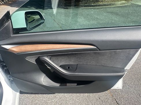 Used 2022 Tesla Model 3 Long Range image 49