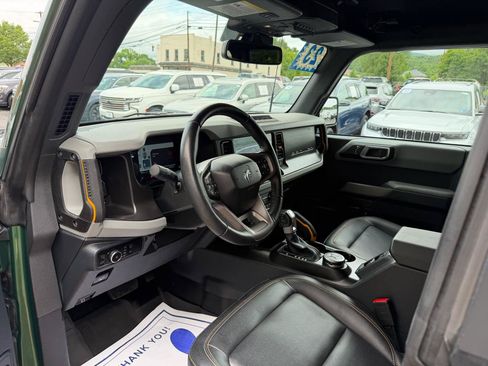 Used 2023 Ford Bronco Badlands AWD/4WD image 12