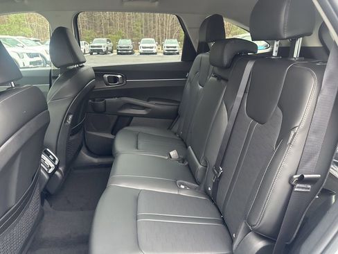 New 2026 Kia Sorento S image 11
