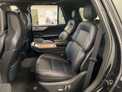 New 2026 Lincoln Navigator Black Label image 12