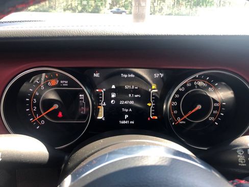 Used 2023 Jeep Wrangler Unlimited Rubicon 392 AWD/4WD image 19