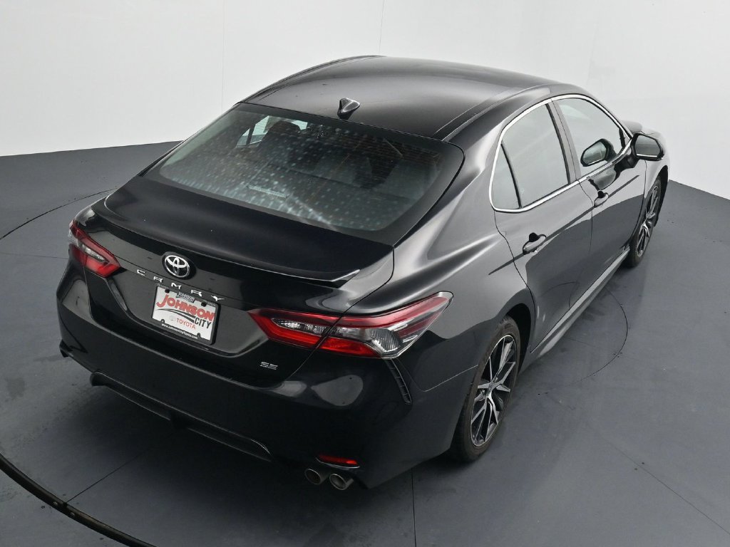 Used 2024 Toyota Camry SE FWD image 33