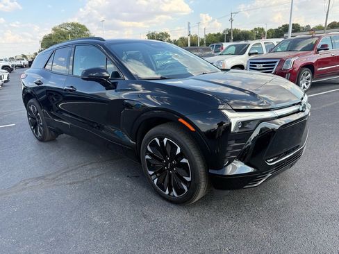 Used 2024 Chevrolet Blazer EV RS image 7