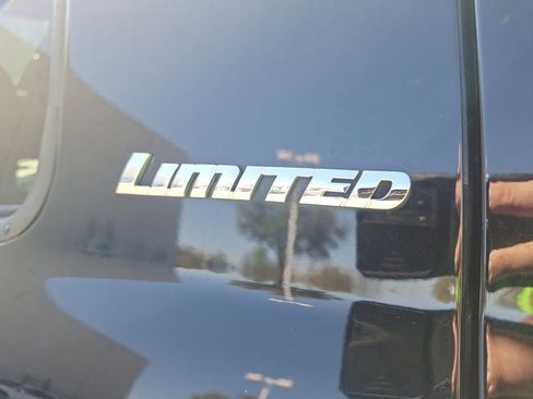 Used 2015 Toyota Tundra Limited image 12