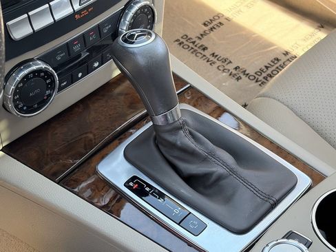 Used 2012 Mercedes-Benz C 250 Sedan image 30