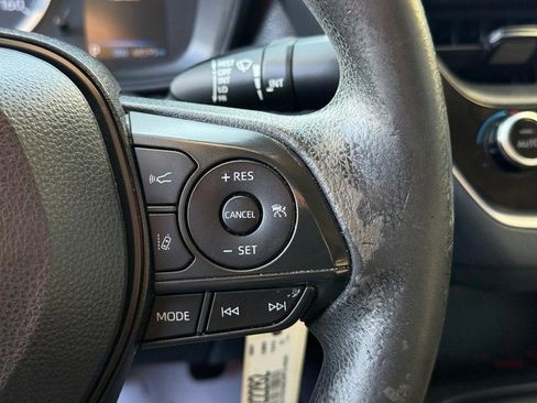 Used 2021 Toyota Corolla LE w/ Carpet Mat Package (TMS) image 21