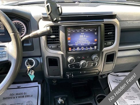 Used 2015 RAM 2500 Tradesman AWD/4WD image 4
