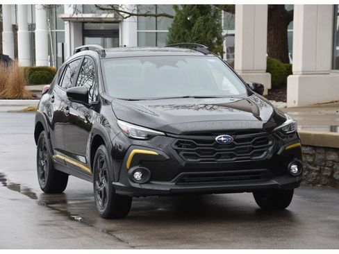 Certified 2025 Subaru Crosstrek 2.5i Sport w/ Crosstrek Mirror Package image 2