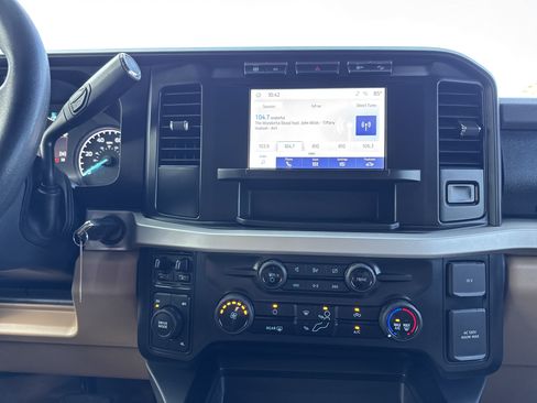 Used 2023 Ford F350 XLT w/ 360-Degree Camera Package AWD/4WD image 26