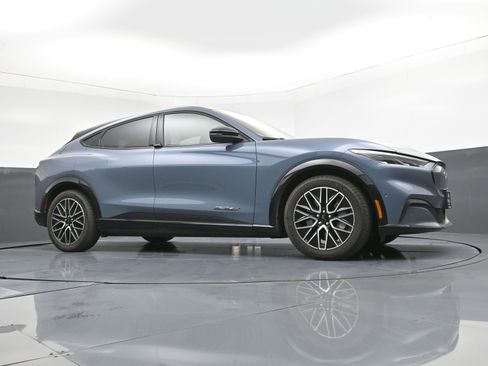 Used 2024 Ford Mustang Mach-E Premium image 22