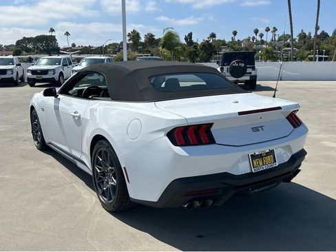 New 2026 Ford Mustang GT Premium w/ GT Performance Package RWD image 4