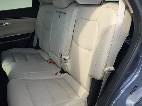 New 2026 Genesis GV70 2.5T AWD/4WD image 10