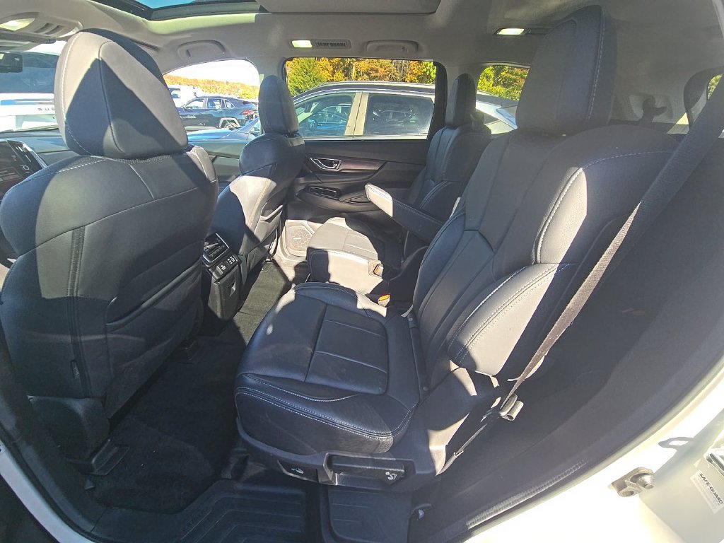Used 2023 Subaru Ascent Touring AWD/4WD image 8