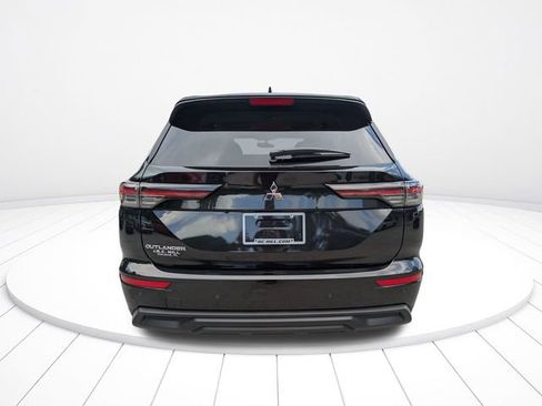 New 2026 Mitsubishi Outlander ES FWD image 5