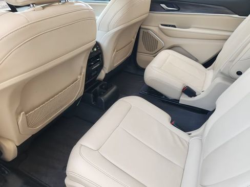 Certified 2021 Jeep Grand Cherokee L Limited AWD/4WD image 29