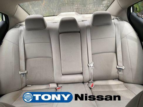 Used 2019 Nissan Altima 2.5 S FWD image 18