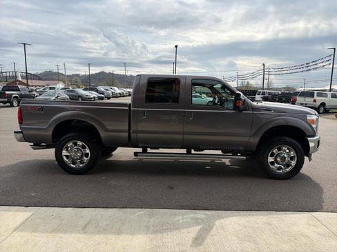 Used 2014 Ford F250 Lariat w/ Chrome Package image 20
