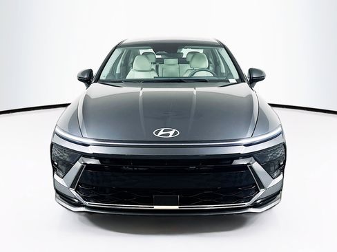 Used 2025 Hyundai Sonata SEL image 2