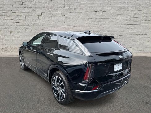 New 2026 Cadillac Optiq Sport 1 image 7