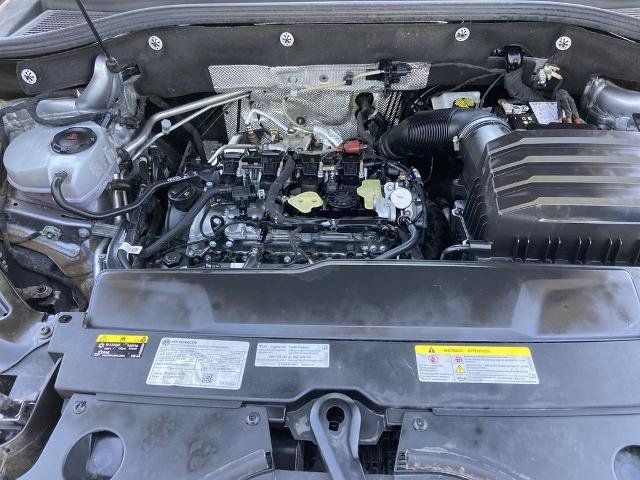 Used 2024 Volkswagen Atlas Cross Sport SE FWD image 26
