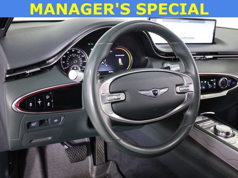Used 2022 Genesis GV70 2.5T w/ Advanced Package AWD/4WD image 37
