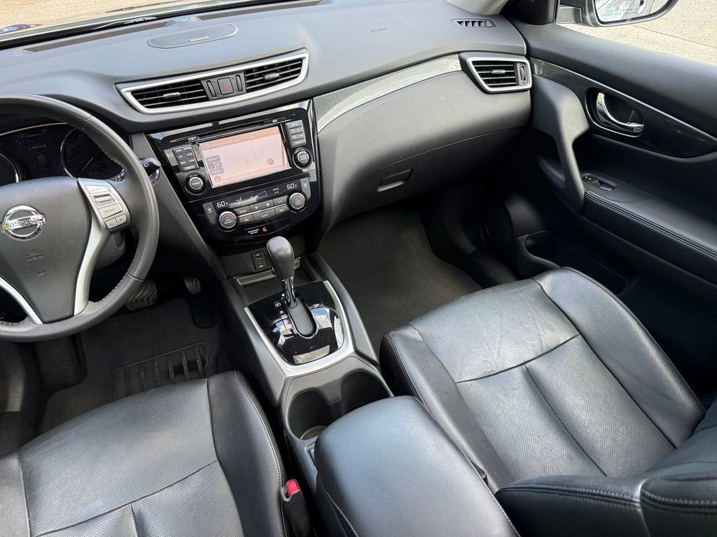 Used 2016 Nissan Rogue SL w/ SL Premium Package AWD/4WD image 26