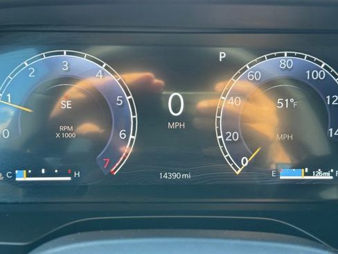 Used 2025 Jeep Grand Cherokee L Limited w/ Black Appearance Package image 24