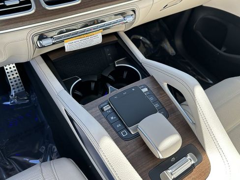 New 2026 Mercedes-Benz GLS 450 4MATIC image 34