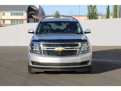 Used 2018 Chevrolet Tahoe LT image 5
