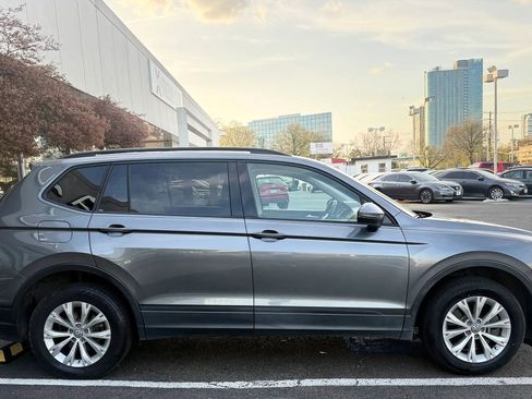 Used 2020 Volkswagen Tiguan S FWD image 7