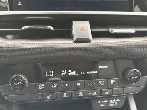 Certified 2026 Subaru Outback Premium AWD/4WD image 23