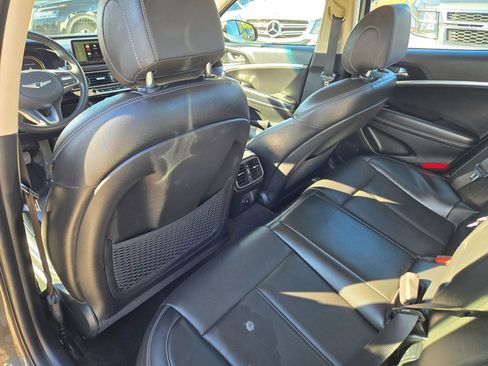 Used 2023 Genesis G70 2.0T image 51