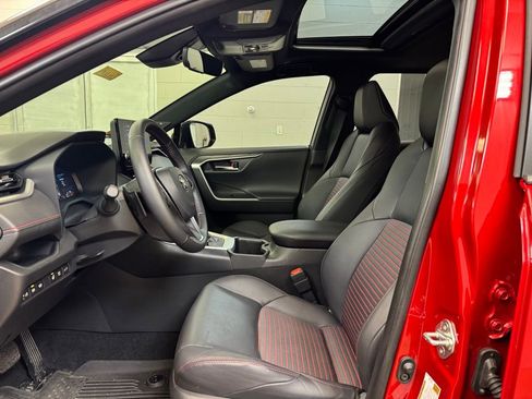 Used 2025 Toyota RAV4 XSE w/ Weather Package image 11