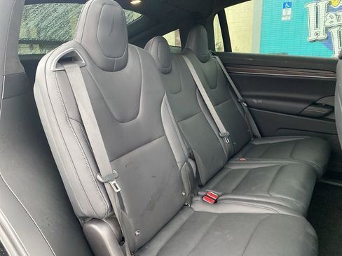 Used 2023 Tesla Model X image 15