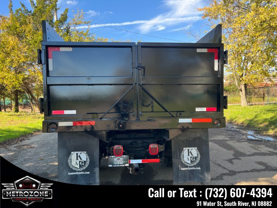 Used 2011 Ford F550 4x4 Regular Cab Super Duty w/ Payload Upgrade Pkg image 7