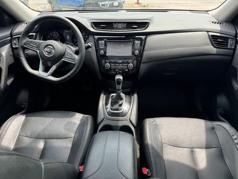 Used 2017 Nissan Rogue SL w/ SL Premium Package AWD/4WD image 13