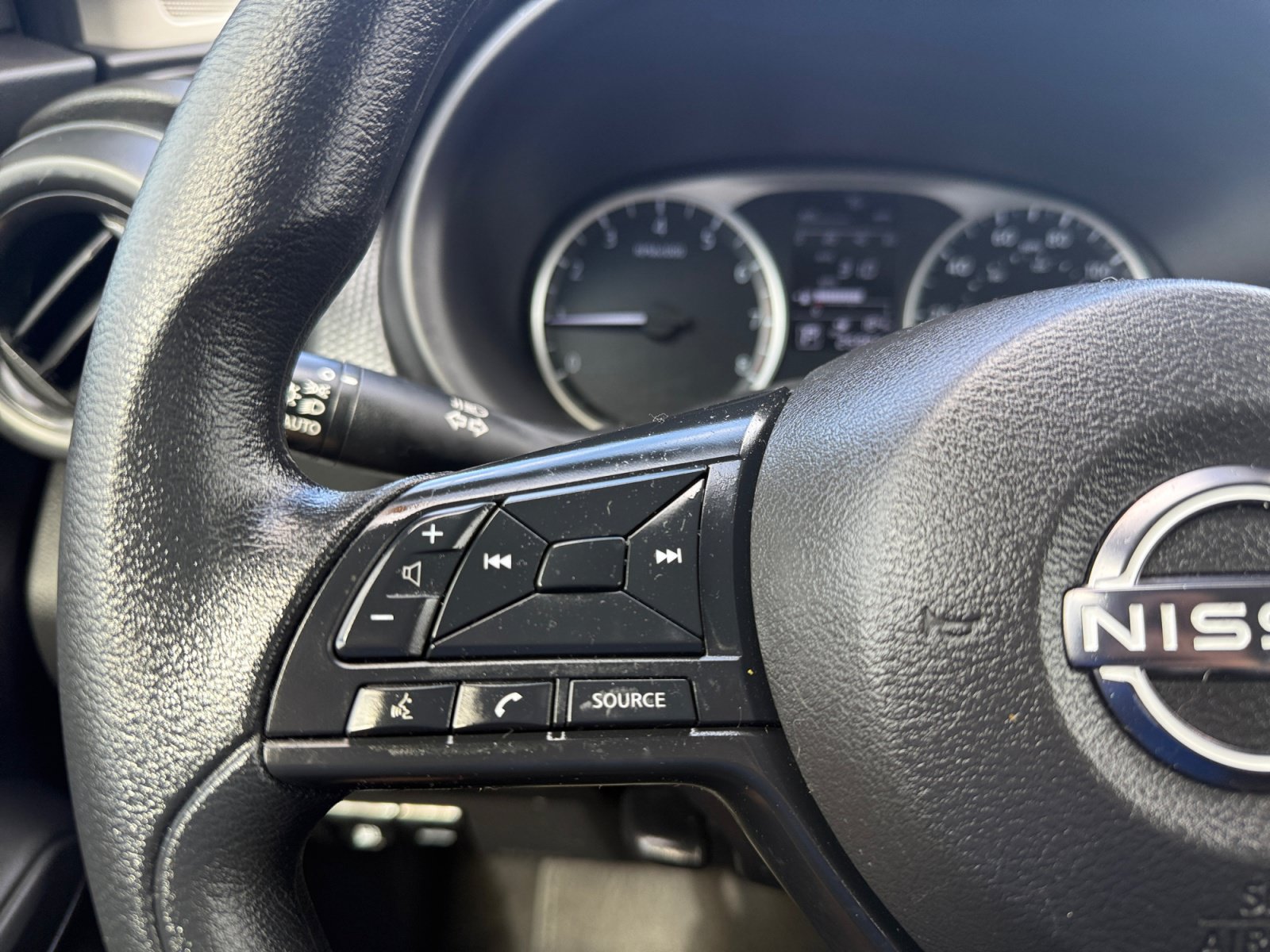 Used 2024 Nissan Kicks S FWD image 20