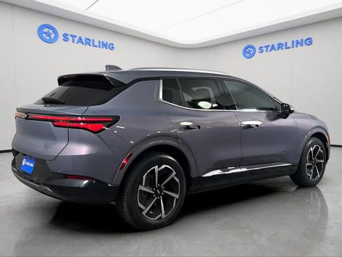 Used 2025 Chevrolet Equinox EV LT image 9