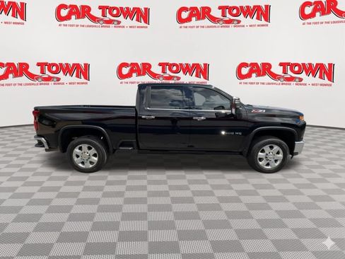 Used 2023 Chevrolet Silverado 2500 LTZ w/ LTZ Premium Package AWD/4WD image 9