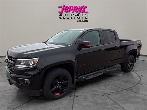 Used 2021 Chevrolet Colorado LT w/ Redline Special Edition image 10