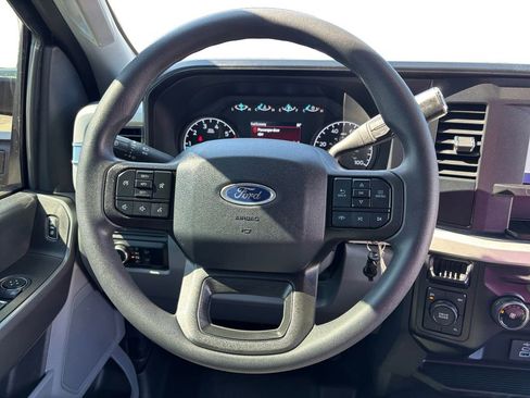 Used 2025 Ford F250 XL w/ STX Appearance Package image 18