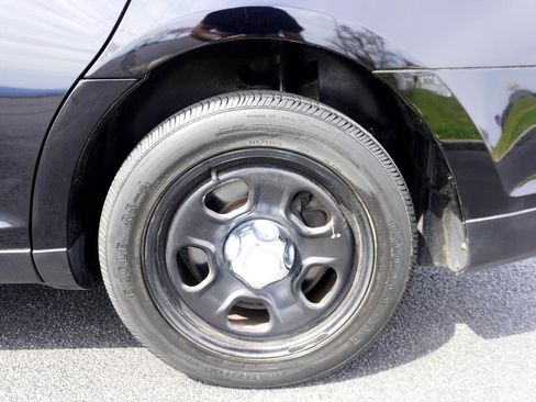 Used 2013 Ford Taurus Police Interceptor AWD image 33